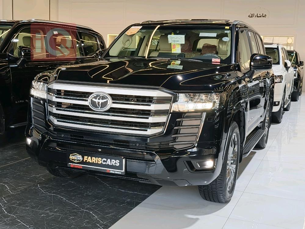 تۆیۆتا لاند کروزەر